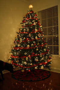 christmas trees with ribbon RvFI